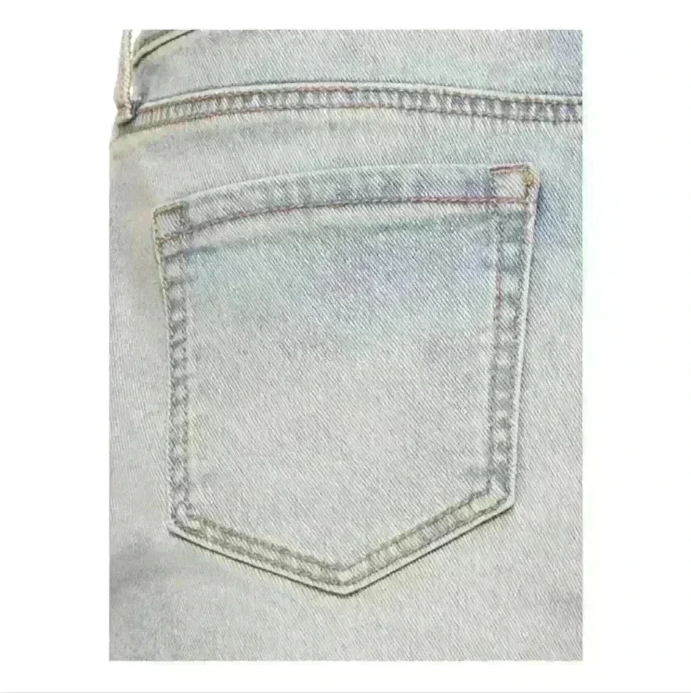 Sofia Vergara Jeans Hi Rise Shorts - Picture 3 of 6